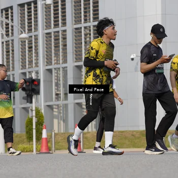 Runner Photo 6473853