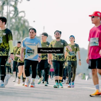 Runner Photo 6473914