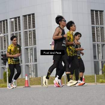 Runner Photo 6473937