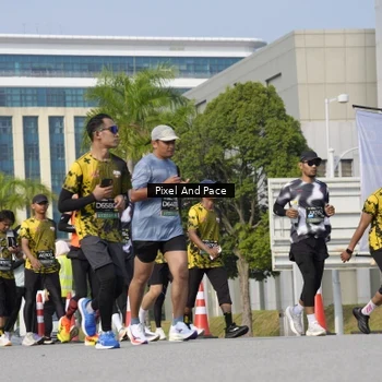 Runner Photo 6474062