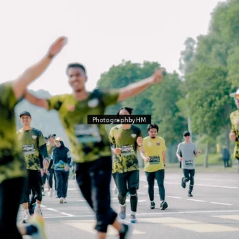 Runner Photo 6474067