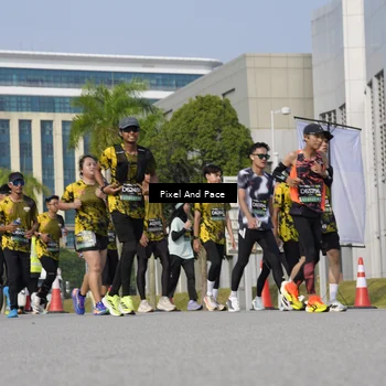 Runner Photo 6474084