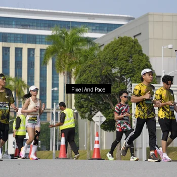 Runner Photo 6474201
