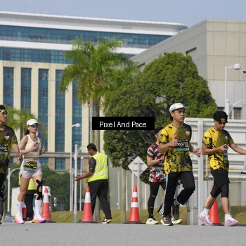 Runner Photo 6474211