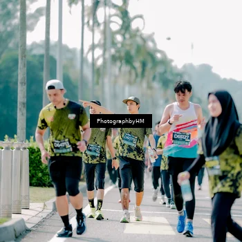 Runner Photo 6474239