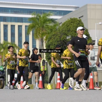 Runner Photo 6474255