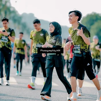 Runner Photo 6474322