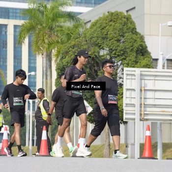 Runner Photo 6474370
