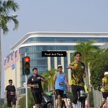 Runner Photo 6474458