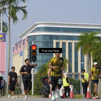 Runner Photo 6474462