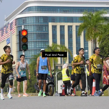 Runner Photo 6474488