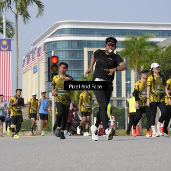 Runner Photo 6474528