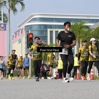 Runner Photo 6474545