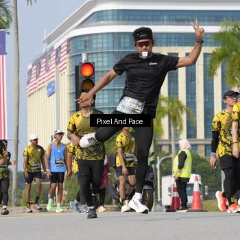 Runner Photo 6474557