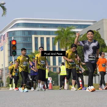 Runner Photo 6474637