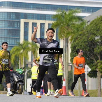 Runner Photo 6474662