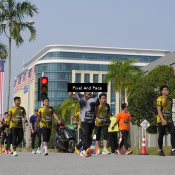 Runner Photo 6474687