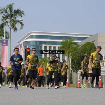 Runner Photo 6474716