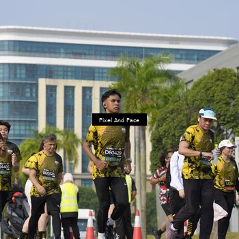Runner Photo 6474740
