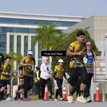 Runner Photo 6474777
