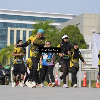 Runner Photo 6474795
