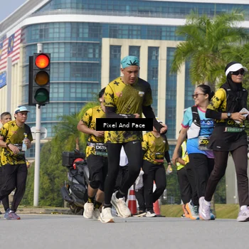 Runner Photo 6474796