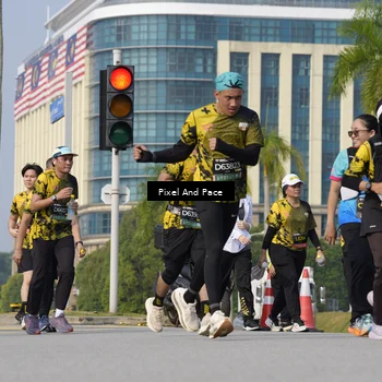 Runner Photo 6474798