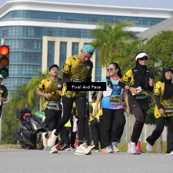 Runner Photo 6474806