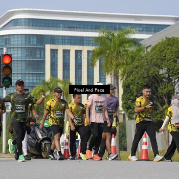 Runner Photo 6474882