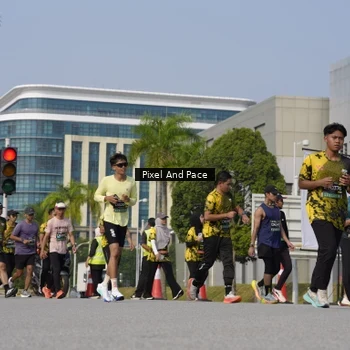 Runner Photo 6474912