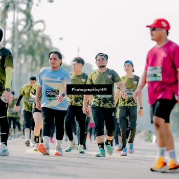 Runner Photo 6474913