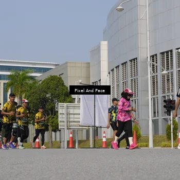 Runner Photo 6474940