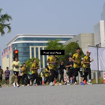 Runner Photo 6474944
