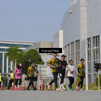 Runner Photo 6474957