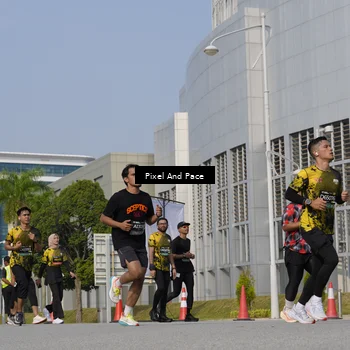 Runner Photo 6475017