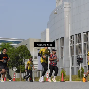 Runner Photo 6475020