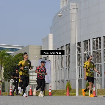Runner Photo 6475034