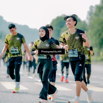 Runner Photo 6475038