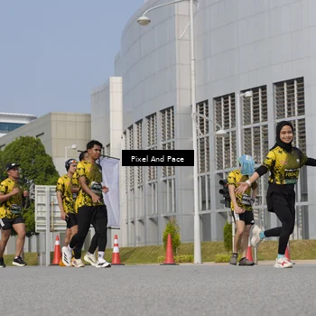 Runner Photo 6475075