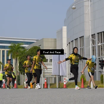 Runner Photo 6475082