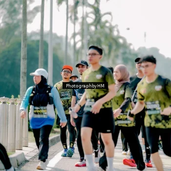 Runner Photo 6475112