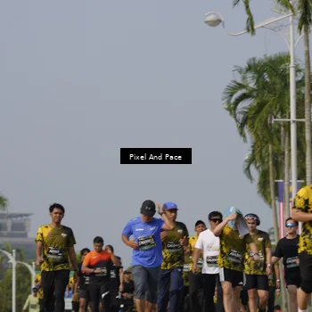 Runner Photo 6475259