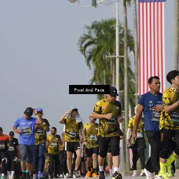 Runner Photo 6475279