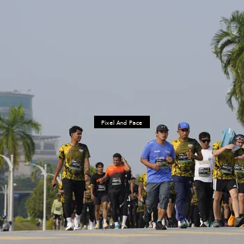 Runner Photo 6475281