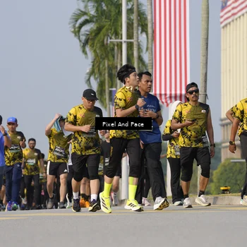 Runner Photo 6475302
