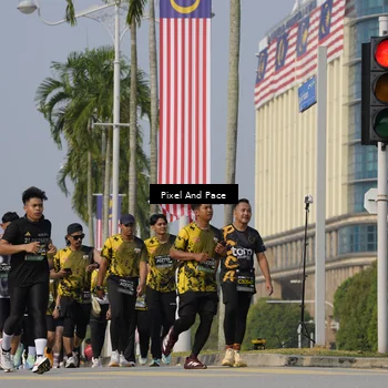 Runner Photo 6475344