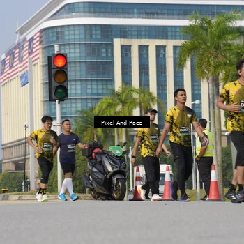 Runner Photo 6475358