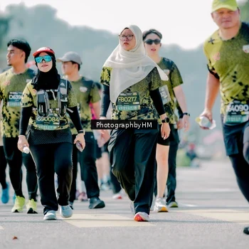 Runner Photo 6475363