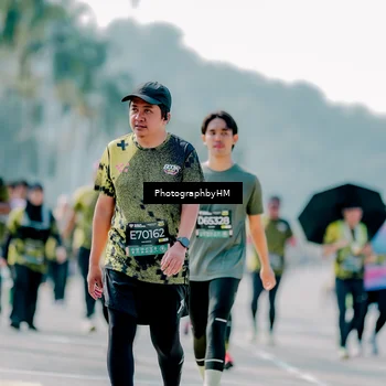 Runner Photo 6475366