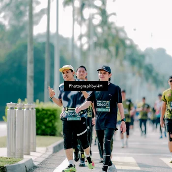 Runner Photo 6475376